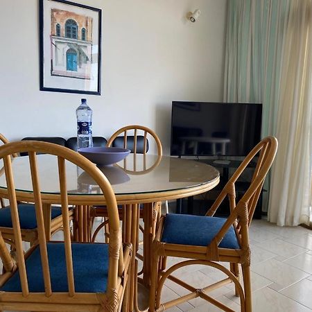 Sea Front Apartment At Mellieha Bay, Malta! Экстерьер фото