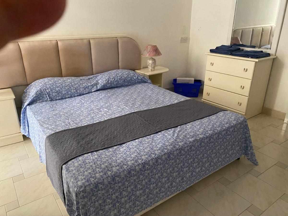 Sea Front Apartment At Mellieha Bay, Malta! Экстерьер фото