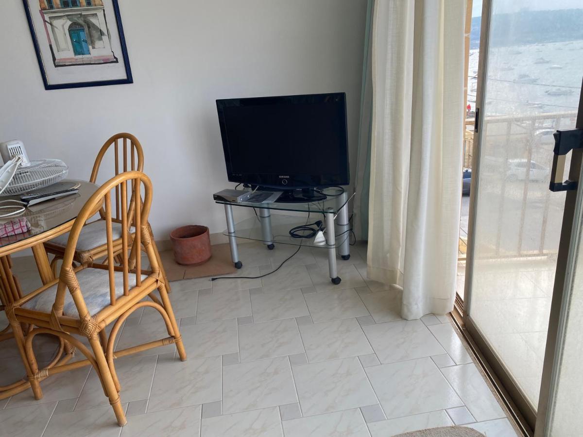 Sea Front Apartment At Mellieha Bay, Malta! Экстерьер фото
